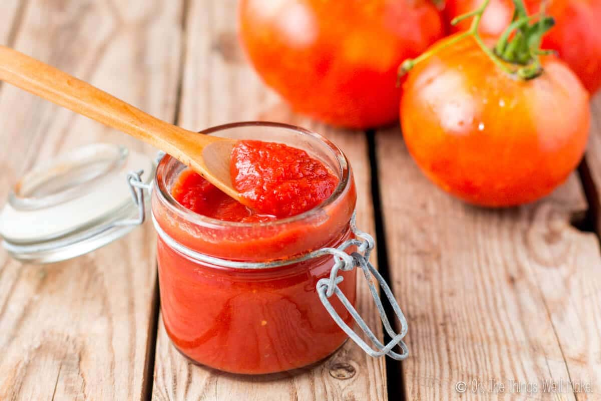  Buy and the Price of All Kinds of Staple Tomato Paste 