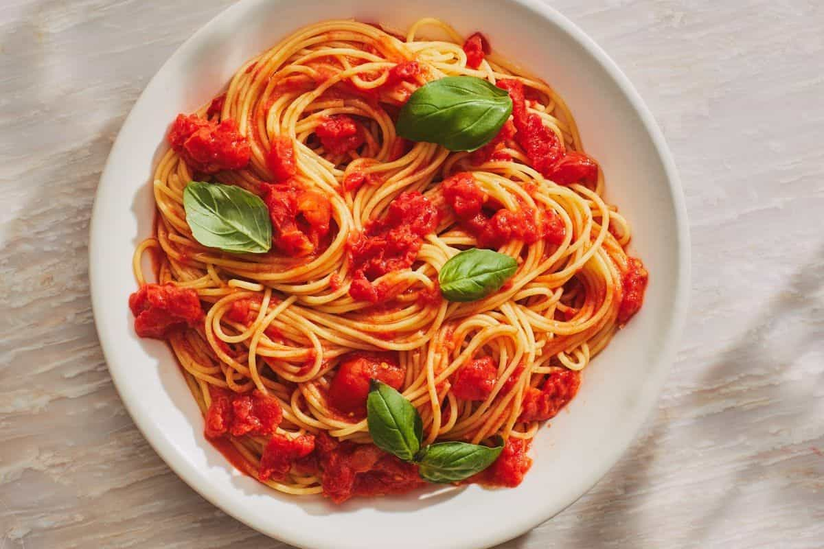  tomato paste used for pasta with cheap ingredients 