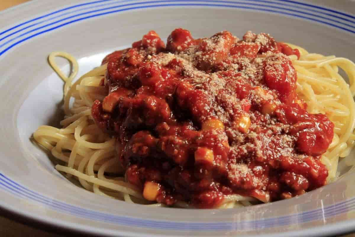  tomato paste used for pasta with cheap ingredients 